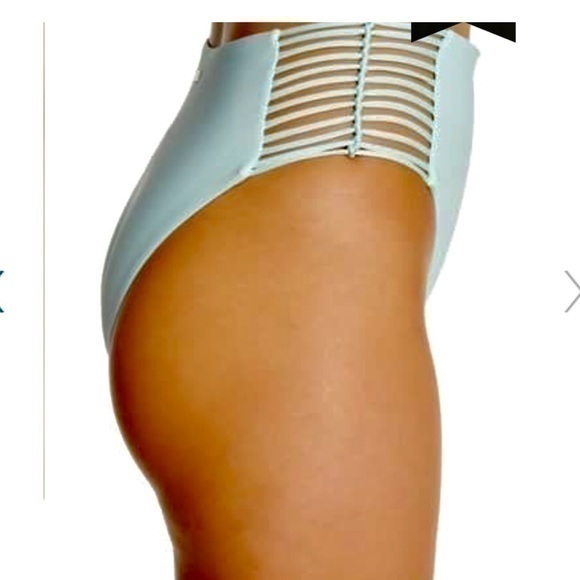 Dolce Vita macrame detailed bikini set NWT - Picture 9 of 14